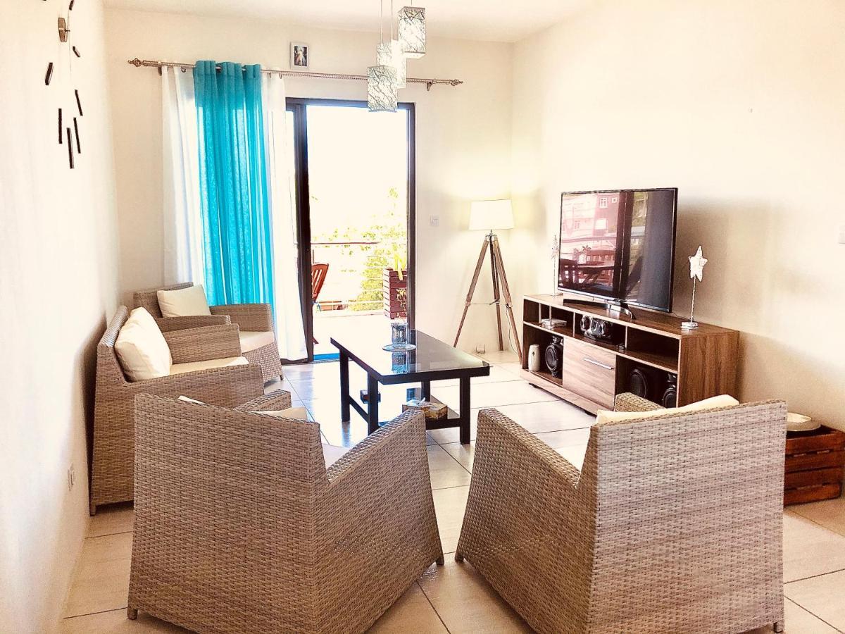 Luxury Westwood Apartment+Pool Flic-en-Flacq 客房 照片