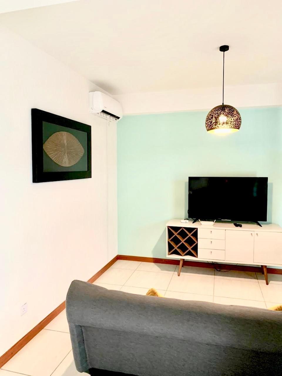 Luxury Westwood Apartment+Pool Flic-en-Flacq 客房 照片