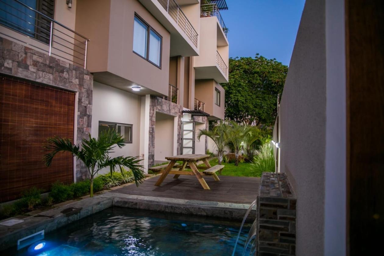 Luxury Westwood Apartment+Pool Flic-en-Flacq 客房 照片